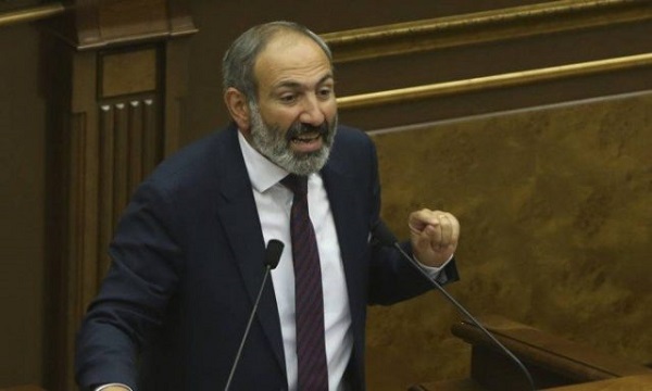 2018/05/x76486456_Armenian-opposition-leader-Nikol-Pashinyan-addresses-lawmakers-during-a-parliament-session_1525780494.jpg