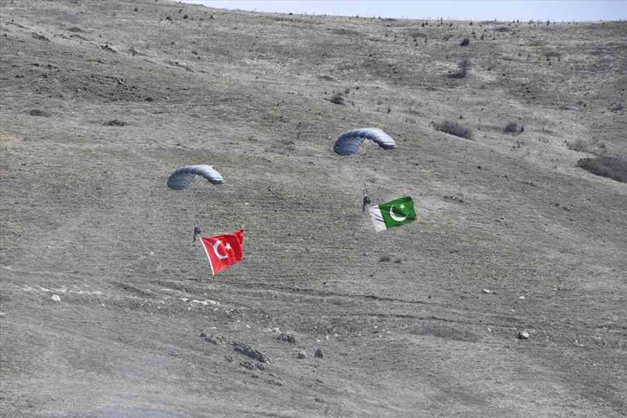 Начались совместные военные учения Турции и Пакистана
