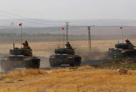 Турецкие войска столкнулись с боевиками на границе с Сирией
