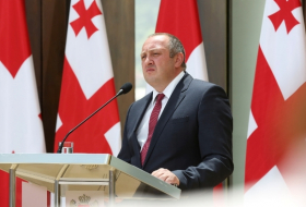 Президент Грузии призвал укреплять обороноспособность страны из-за «агрессивной политики России»