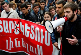Карапетян и протестующие студенты не договорились по вопросу об отсрочке от армии