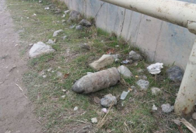 В Сумгаите на территории бывшего бетонного завода найдены 5 артиллерийских снарядов