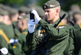 Российских военных лишат смартфонов