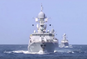 Экипажи Каспийской флотилии провели ночные учения по выживаемости кораблей