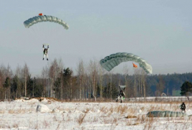Российский генерал рассказал об уникальных парашютных системах ВДВ