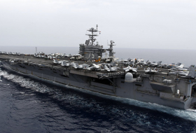 США перебрасывают ударную группу ВМС с авианосцем в Средиземное море
