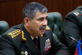 Закир Гасанов поздравил личный состав Армии с успешным завершением президентских выборов