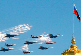 Военная авиация примет участие в парадах 9 мая только в Москве и Санкт-Петербурге