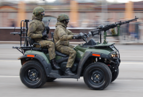 Новинки военного парада в Москве: мотовездеходы ВДВ и спецназа АМ-1