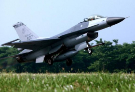 ВВС Тайваня потеряли связь с истребителем F-16 в ходе учений