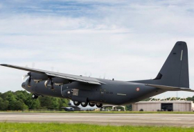 ВВС Франции приняли второй самолет C-130J-30 «Супер Геркулес»
