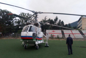Вертолет МЧС Азербайджана участвует в тушении лесных пожаров в Грузии