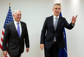 Глава Пентагона и генсек НАТО прибыли с визитом в Афганистан