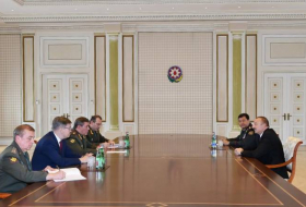 Ильхам Алиев принял делегацию во главе с начальником Генштаба России (ВИДЕО)