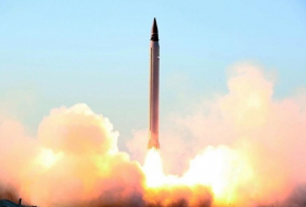Иран провел испытание баллистической ракеты (ВИДЕО)