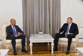 Ильхам Алиев принял спецпредставителя генсека НАТО