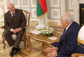 Александр Лукашенко: Мы ни от кого не скрываем военно-техническое сотрудничество с Баку 
