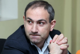 В армянском парламенте депутаты сошлись в драке