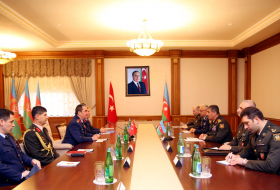 Закир Гасанов встретился с командующим ВВС Турции (ФОТО)