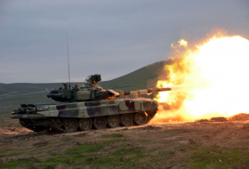 Танковые подразделения ВС Азербайджана совершенствуют боевые навыки (ВИДЕО)