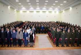 В Военном лицее обсудили вклад Ильхама Алиева в строительство Азербайджанской Армии 