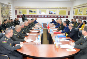 В Баку азербайджанские и турецкие генералы обсуждают военно-техническое сотрудничество (ФОТО)