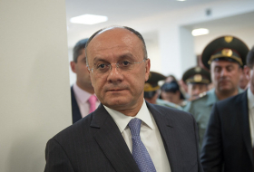 Кошмарные сны Оганяна: экс-министр обороны навсегда покидает Армению?