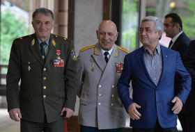 Норату - палату, или Обращение сумасшедшего армянского генерала к Путину