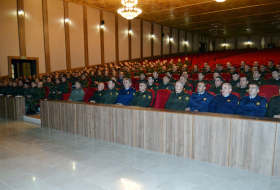 Проводятся сборы командиров в Отдельной Общевойсковой Армии (ВИДЕО)