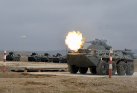 Часть доставленной из России в Азербайджан военной техники принята на вооружение (ВИДЕО)