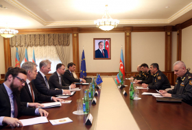 Министр обороны Азербайджана не исключил возобновления Карабахской войны в любой момент