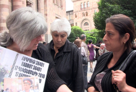 Армянская солдатская мать: У моего сына энурез, а его отправили в Карабах 
