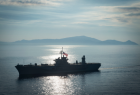 Командный корабль USS «Mount Whitney» ВМС США вернулся в порт Италии