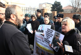 Армянская солдатская мать не верит в справедливое расследование смерти сына
