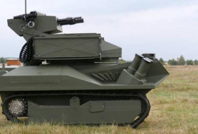 В Беларуси впервые показали робот-пулемет «Берсерк»