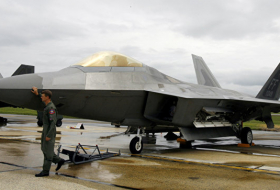 Ураган не нанес серьезных повреждений истребителям F-22, заявили в ВВС США