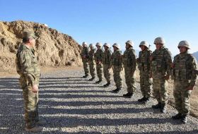 Министр обороны Азербайджана посетил освобожденные территории в Нахчыванском направлении
