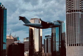 Самолет ВВС Австралии едва не повторил катастрофу «9/11» (ВИДЕО)