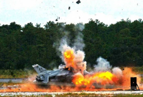 В Бельгии истребитель F-16 взорвался, повредив ещё несколько самолётов 