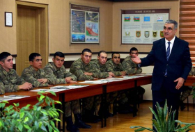 В N-ской воинской части прошла встреча с заслуженным артистом Азербайджана (ФОТО)