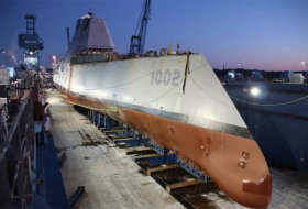 В США на воду спущен третий и последний стел-эсминец класса Zumwalt