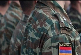 Армянский офицер грозится убить себя