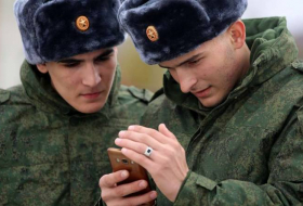 Госдума запретила военным РФ пользоваться смартфонами на службе