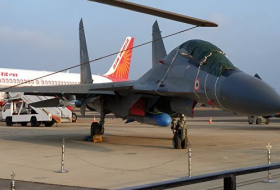 Индия приняла на вооружение первый истребитель собственной разработки
