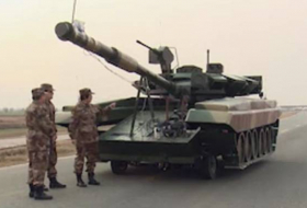Китайские военные «взяли на прицел» индийские Т-90С  
