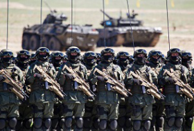 Российские военные в Таджикистане начали подготовку к параду Победы