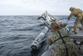 Подводных роботов начнут запускать с вертолетов для поиска морских мин