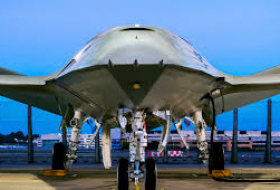 ВМС США надеются получить палубные беспилотные самолеты-заправщики до 2024 года