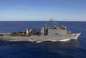 Два эсминца ВМС США прошли вблизи спорного архипелага Спратли в Южно-Китайском море