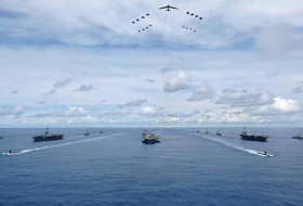 ВМС США проводят международные учения близ острова Гуам